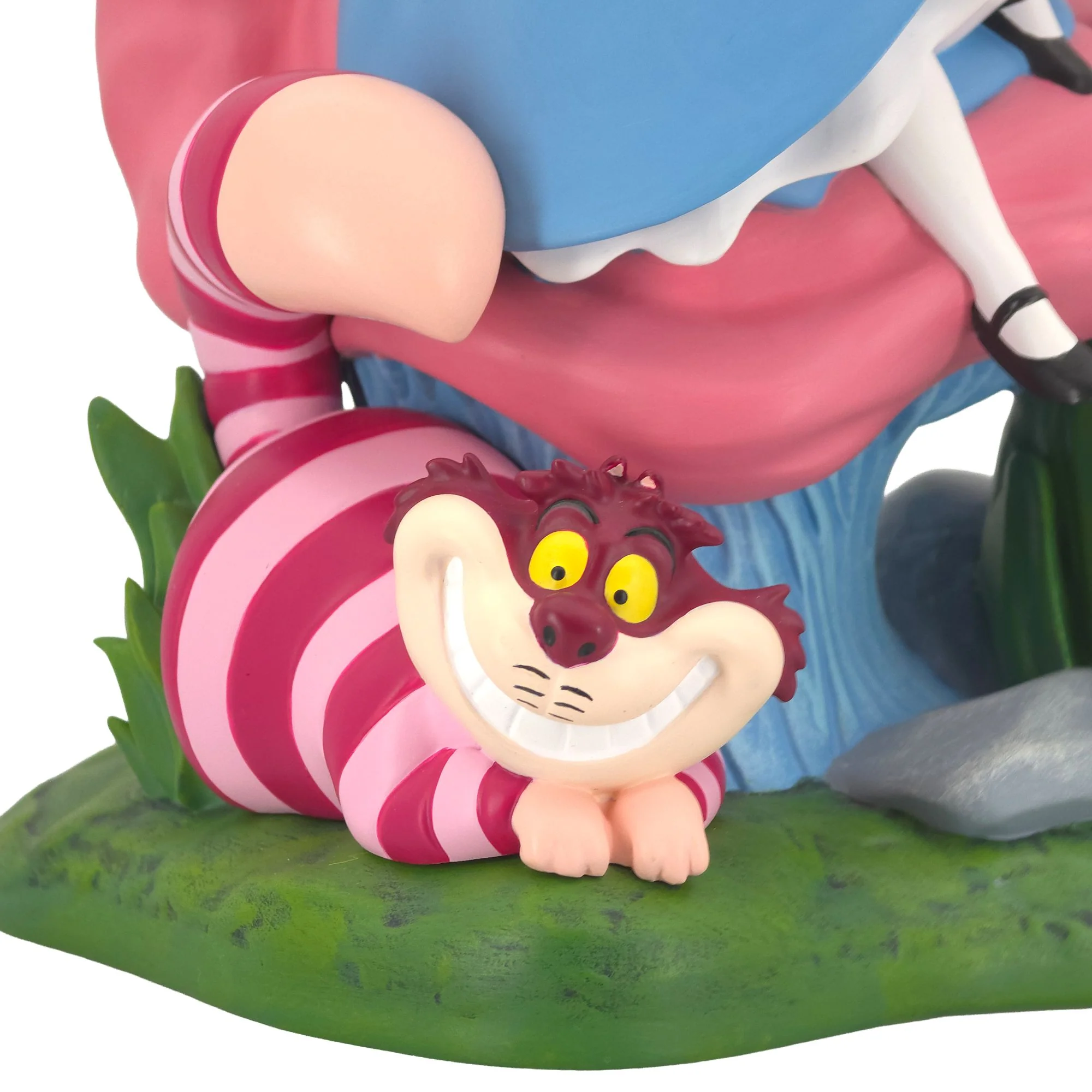 Alice in Wonderland Figurine by Disney Showcase - Image 6