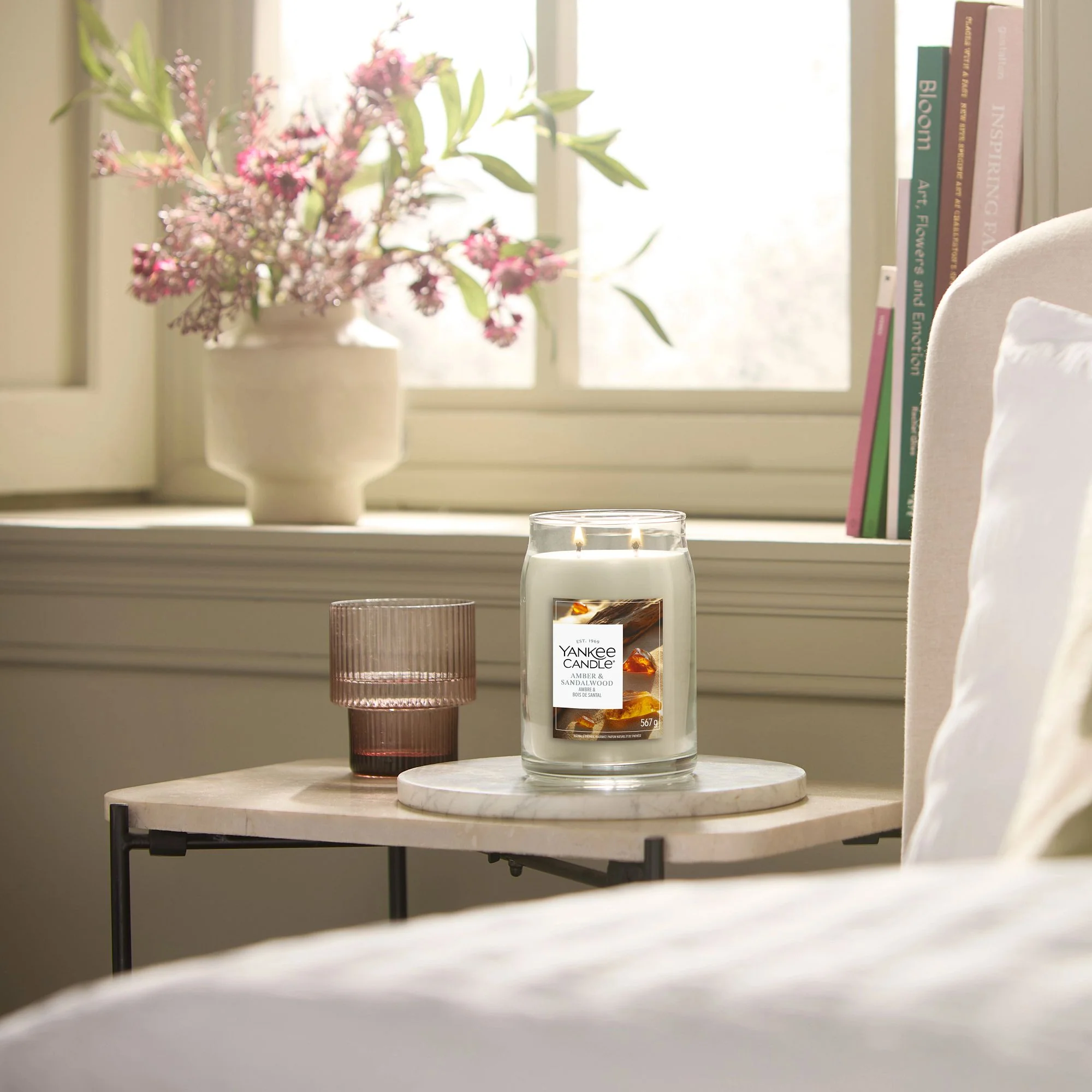 Amber & Sandalwood Signature Large Jar by Yankee Candle - Image 3