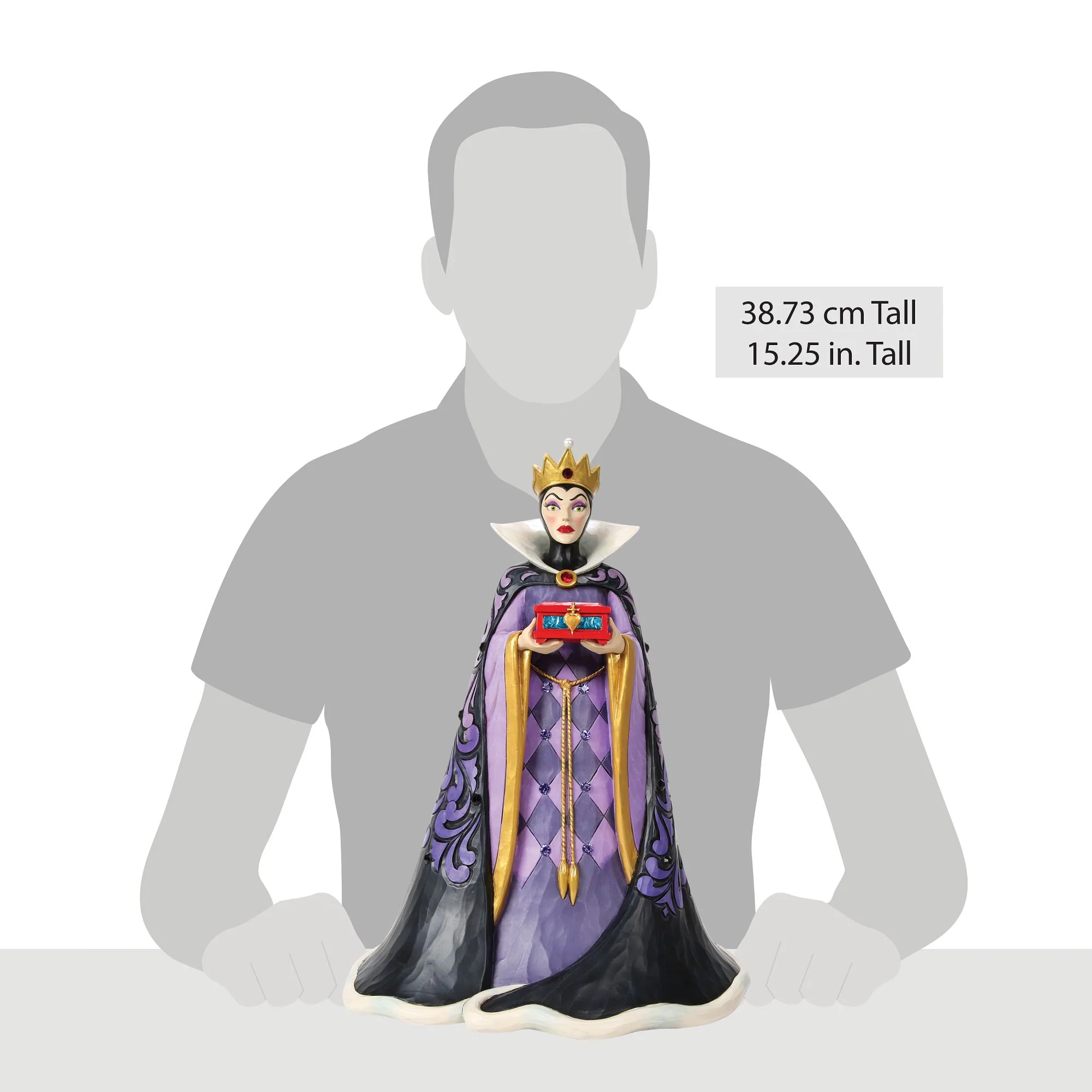 The Queen Deluxe Figurine - Image 7
